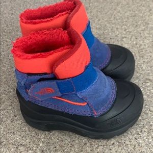 Toddler north face winter boots size 6